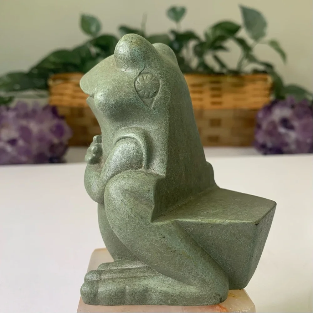 Green Frog Statue Cast Stone Garden Shelf Sitter Indoor Outdoor Figurine 3.5